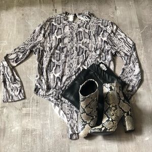 Snakeskin bodysuit 🔥